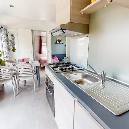 Campsite Mh T007 C0c00ning 2ch Et 1sdb A Proximite Des Activites Dans 4 Etoiles Saint-Julien-en-Born