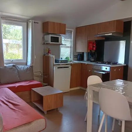 Mh 229 2 Et 1 Salle De Bain Dans 4 étoiles Avec Parc Aquatique